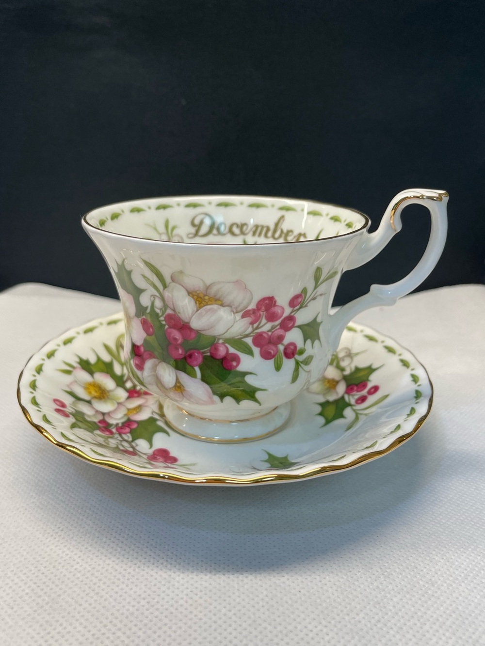 Royal Albert Teacup & Saucer Christmas Rose Flower of the Month Dec. Bone China